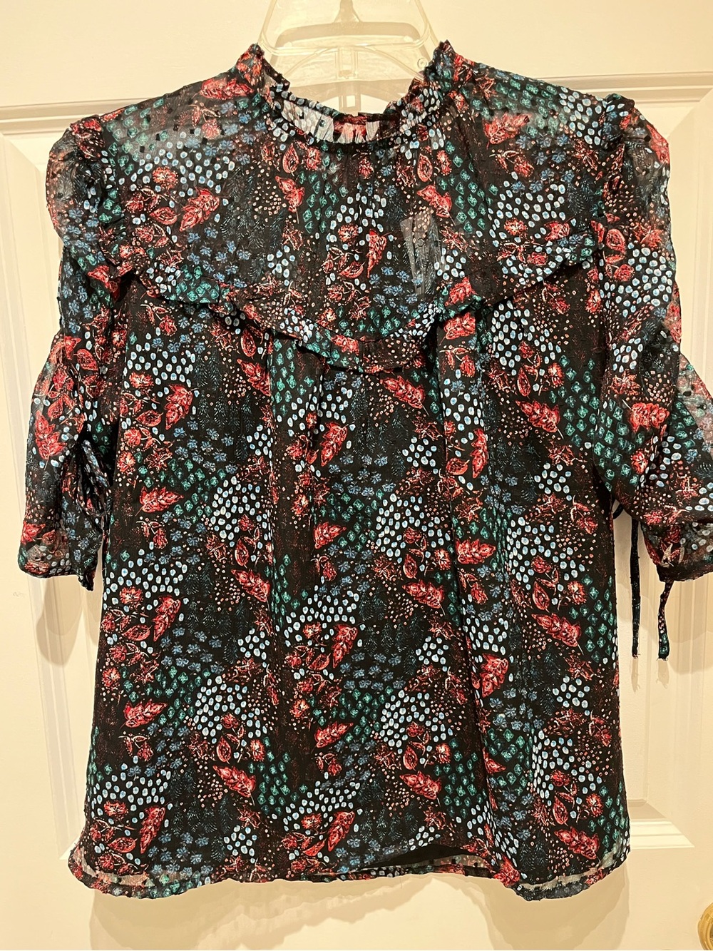 NWT LOFT Black Floral Ruffle Yoke Blouse with Red & Teal Print Size Small